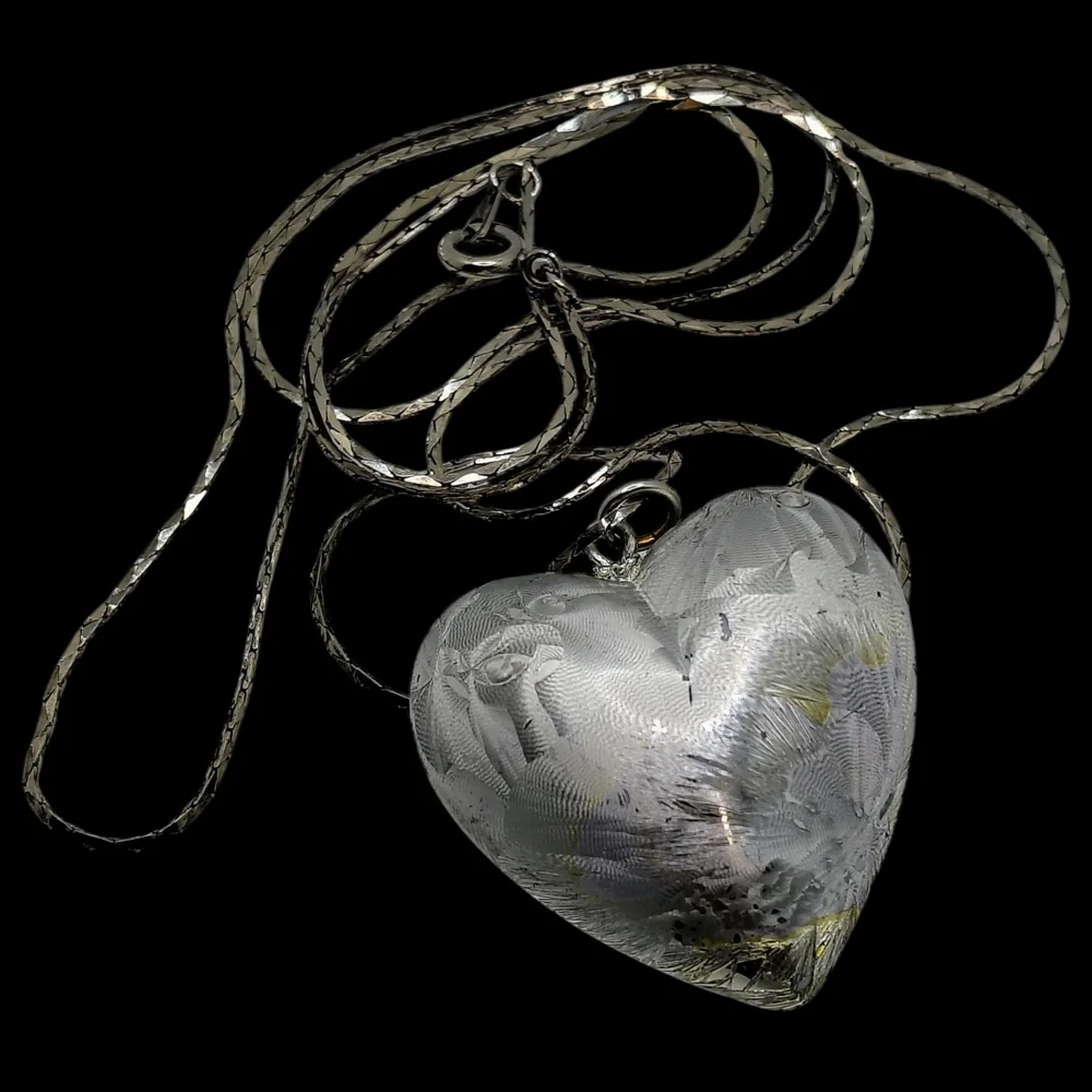 Vintage Heart Pendant Necklace Silver Tone Womens - Picture 2 of 14
